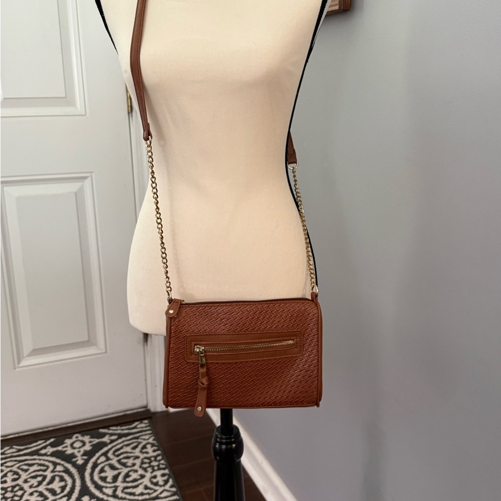 Chic Brown Crossbody Bag